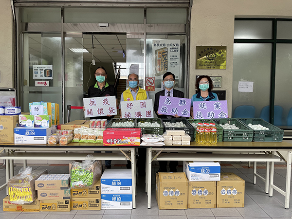 2.檢察長莊榮松、理事長羅守蓁、主任委員陳義成、主任委員陳保合共同為個案自產物資代言行銷